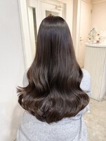 レア 表参道(L'ea)&nbsp;大人ガーリー ダークアッシュ似合わせカットミディアムレイヤー