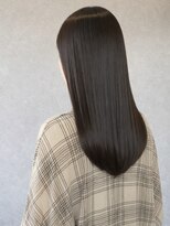 フィガロ バイ テイラー(FIGARO by Taylor) 圧倒的な艶と手触り。髪質改善ストレート×ショコラブラウン