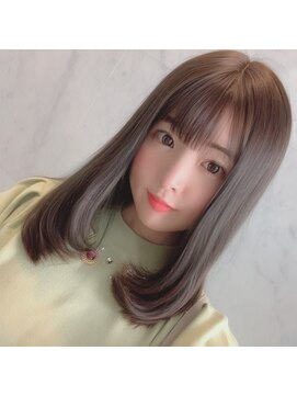ロアナ 六本木(LOANA ROPPONGI) ナチュラルにまとまるセミロングスタイル