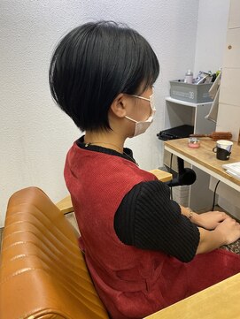 エイト オキナワ 沖縄新都心店(EIGHT okinawa) 耳掛けスッキリ小顔ショート