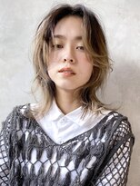 アイティー バイ アルバム 中野店(IT by ALBUM)&nbsp;くびれウルフ_ショートパーマホワイトアッシュ_8139