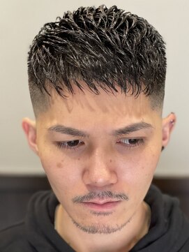 ヒロギンザ 横浜店(HIRO GINZA) アイロンパーマ×スキンフェード