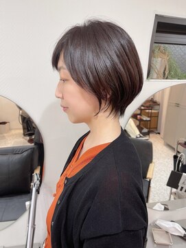 メモリーズ 銀座(Memories) 頭皮に優しい白髪+乾かすとふんわりまとまるショートカット