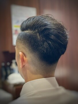 ヒロギンザ 新橋銀座口店(HIRO GINZA) ビジネスバーバースタイル