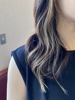 シェール(cher)&nbsp;インナーカラー/アッシュホワイト【cher西宮北口：三田】