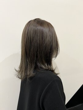 ウシワカマル ミライ(USHIWAKAMARU MIRAI) 白髪活かし