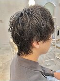 刈り上げないウルフショートパーマ無造作メンズヘア