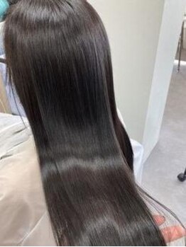 リシェオブヘアー(riche of hair)の写真/【別府駅徒歩2分】失敗した事のある方も…髪質を見極め、潤いと艶のある思い通りの自然なストレートへ♪