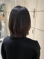 アドラーブル 万代店 (adorable) 大人可愛い切りっぱなしひし形レイヤーカット