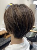 おしゃれな大人のデザインカラー ハイライト くびれショート
