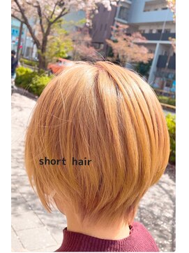 シュア(sure) 透明感カラーショートスタイル