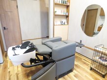 グリンドア(GLYNDOOR)の雰囲気（シャンプーの際お席の移動不要◎フルフラットシャンプー台に！）