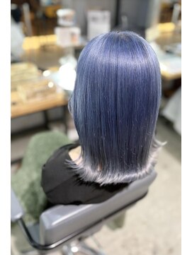 ザ ラボ アングゥ(The Labo ungu) ブルー/シルバー