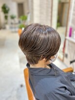 キール(Kir)&nbsp;ハイライトで白髪はデザイン無限大[浦添/経塚/ハイライト/首里]