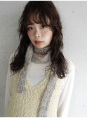 濡れ感のある垢抜けゆるウェーブパーマ