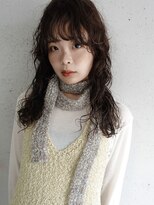 チーカ(chica)&nbsp;濡れ感のある垢抜けゆるウェーブパーマ