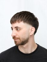 カーウォッシュバーバー(CARWASH BARBER) ナチュラルクロップショートスキンフェードバーバースタイル