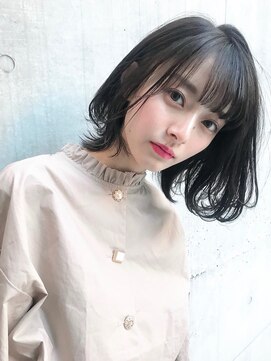 ベレーザ 渋谷(BELEZA) st748_透明感大人かわいい黒髪ヘルシーレイヤー丸みショート