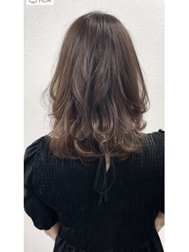 アルーア サッポロ(ALURE sapporo) グレージュカラー/レイヤー/ミディアム