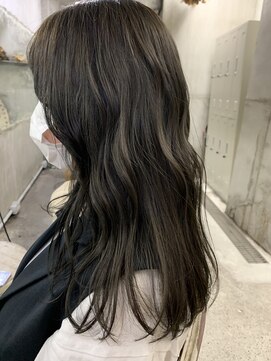 ロイジー(roijir) 【roijir 表参道】地毛風カラー×アッシュグレージュ