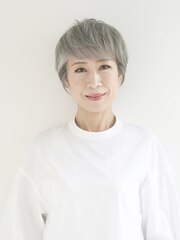 【えがお美容室】60代にオススメ◎スイッチカラーでグレイヘアに