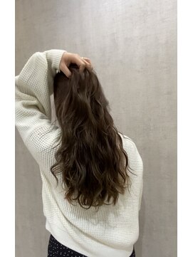 ライム(lime) ふんわりウェーブandグレージュカラー