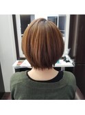 ショートボブ