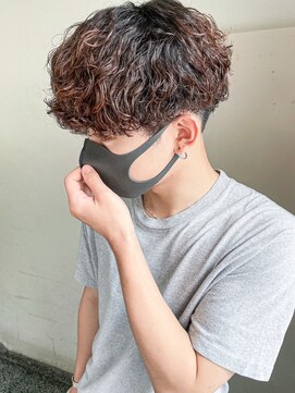 キャンバス バイ ネオリーブ 横浜西口(Canvas by neo.) 重めマッシュ内巻き波巻きパーマ【横浜】