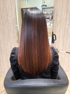 ヘアサロン フラット(hair salon flat) ハリウッドトリートメントロングニュートラルブラウン20代