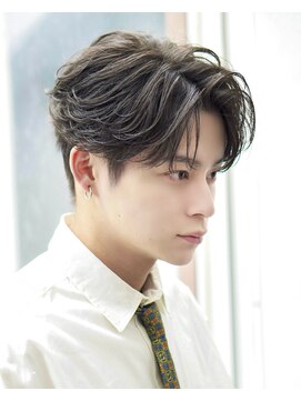 オーシャントーキョー 渋谷神南(OCEAN TOKYO) 韓国ヘアカルマパーマカルマバングセンターパート黒髪ウルフ