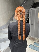 bibito ヘアセット　ヘアアレンジ　ネジネジアレンジ　ツイン
