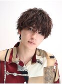 メガネにも似合う無造作シャドウパーマ メンズマッシュ