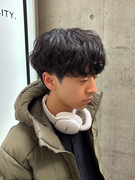 アルム オモテサンドウ(ALLM omotesando) シャドウパーマ メンズ韓国ヘア メンズカット 原宿 表参道