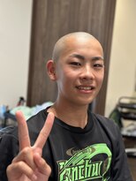 理容 うめむら 気合いの０．５ｍｍボウズ