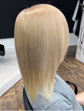 ヤイ(Yhai) ミディアム