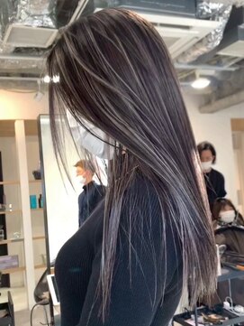 フリーク(FLEEK) レイヤーカット髪質改善ダブルカラーブリーチ