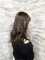 ヴィソップ(V.S.O.P)&nbsp;透明感オリーブで魅せる大人ロング