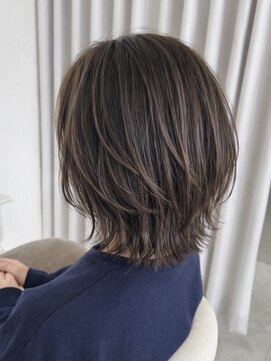 サイクル(CYCLE) 着物ヘア/ダークアッシュ/ミディアムレイヤーカット/伊勢崎