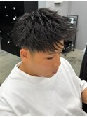 スパイキーショート/アップバング/ツーブロック/メンズ/眉毛