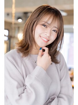 テイラー(Taylor) ［Taylor］☆大宮　キャラメルベージュ×大人可愛い色っぽミディ