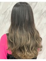 デイジー(Daisy)&nbsp;ロングヘア×ハイトーングラデーション