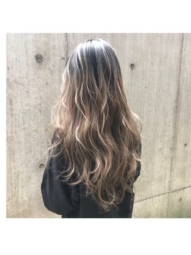 ヘアールーム グリン(Hair room GRin) ケアブリーチ ブリーチ 韓国 ダブルカラー ハイライト