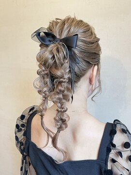 ココカラヘアー ニコ(cococara hair nico) 結婚式アレンジ/お呼ばれヘア/編み込みアレンジ/艶髪/ヘアセット