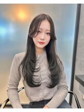 ロングヘアトレンドの韓国ヘアに☆福岡で似合わせのトレンドヘアはlilleyにお任せください♪