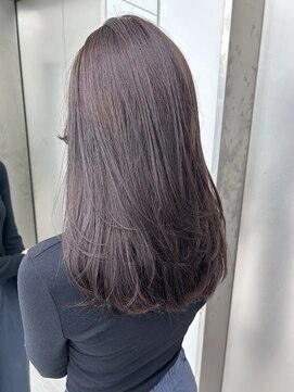 ビューナゴヤ 名駅(VIEW NAGOYA) 顔まわりカット/レイヤーカット/ロング/グレージュ/ウェットヘア