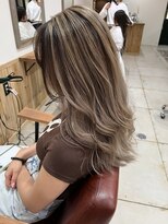 ノーム 横浜(NORM)&nbsp;Norm横浜　外国人風バレイヤージュ