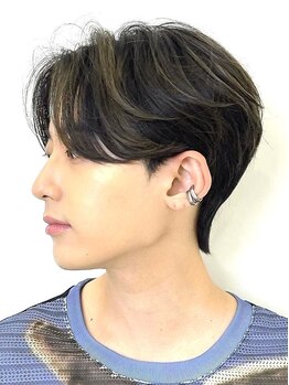 ピース(PEACE)の写真/【新大久保駅徒歩1分/韓国ヘア】最旬のダウンパーマでボリュームを抑えて、思い通りのシルエットに♪