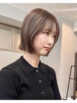 シーン(SCEN) グレージュカラーボブ