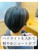 軽やかショートボブ