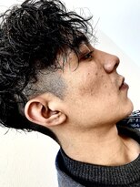 エイム(AME)&nbsp;くせ毛を活かしたショートスタイル